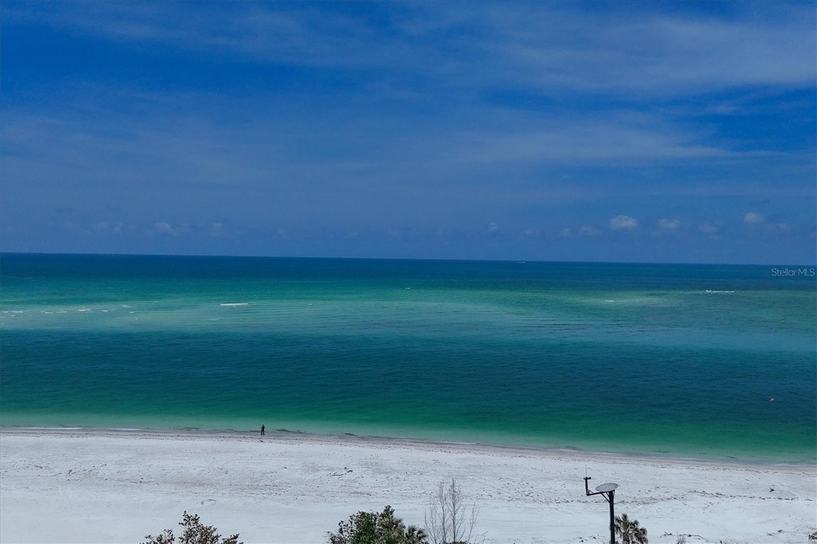 Lido Shores  exclusive, private deeded beach access point