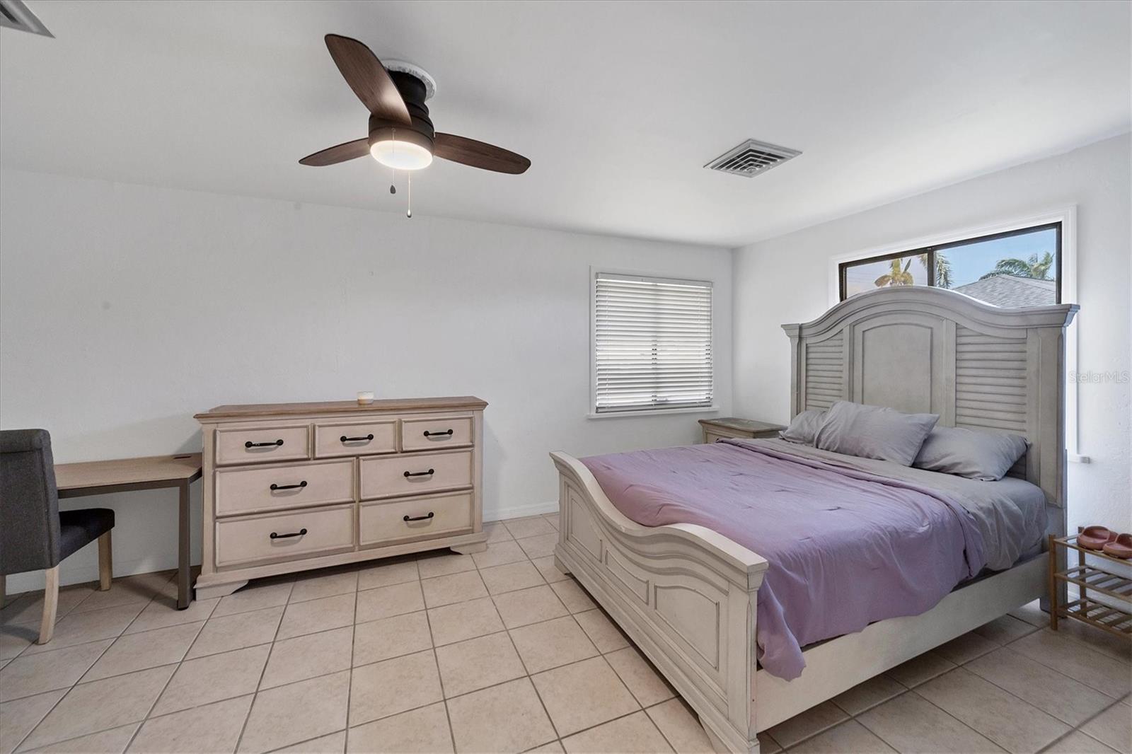 Second bedroom