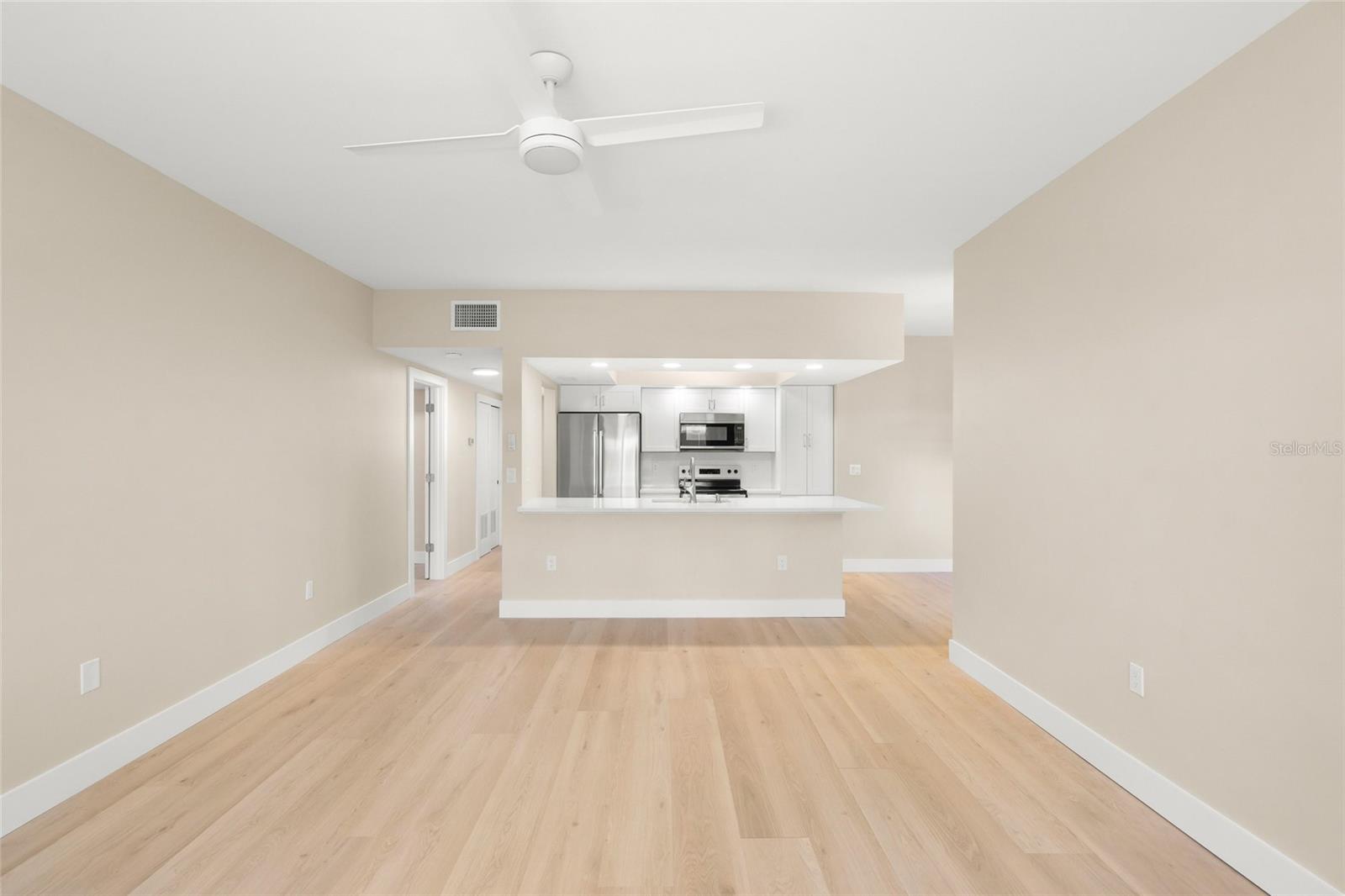 5823 Tidewood Ave #19, Sarasota, FL 34231 — photo 10 of 41