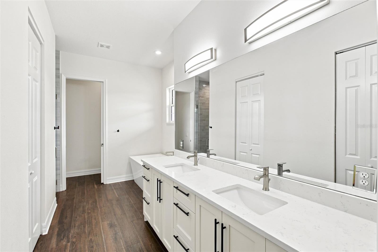 8146 Tropicaire Blvd, North Port, FL 34291 — photo 30 of 56