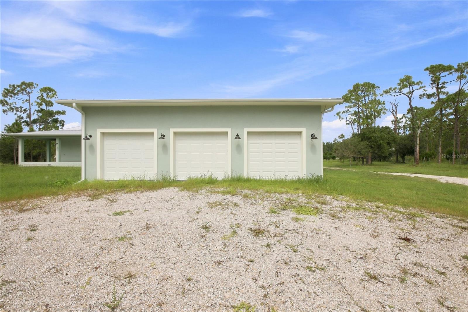 8146 Tropicaire Blvd, North Port, FL 34291 — photo 4 of 56