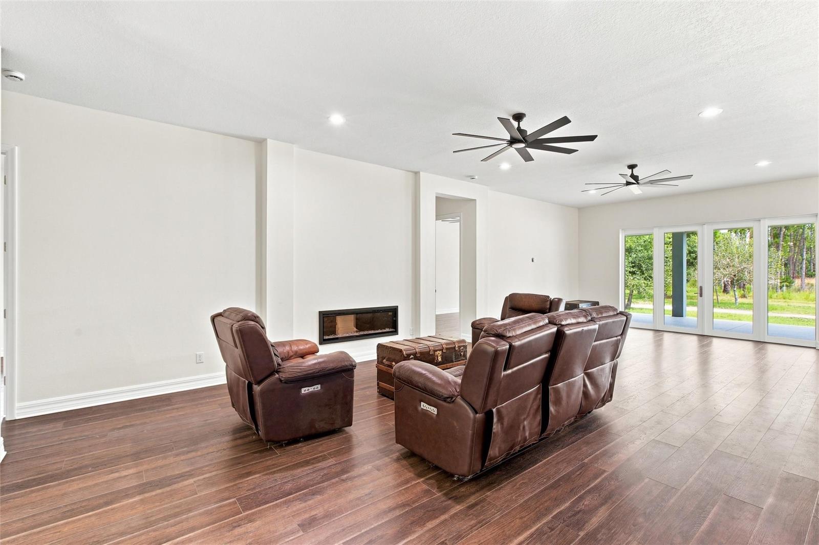 8146 Tropicaire Blvd, North Port, FL 34291 — photo 8 of 56