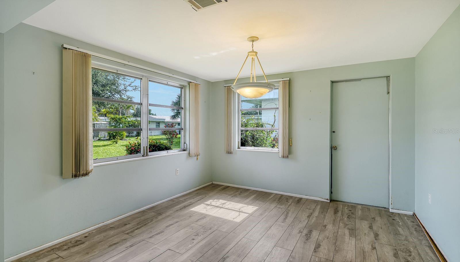 1523 Lakeside Dr #15, Venice, FL 34293 — photo 11 of 44