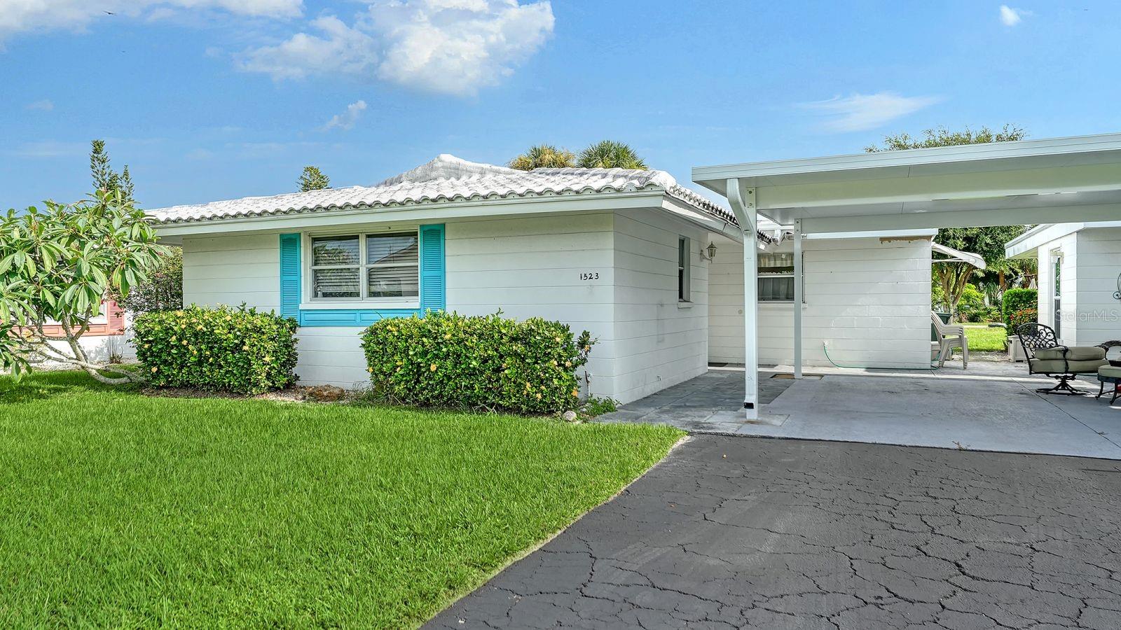 1523 Lakeside Dr #15, Venice, FL 34293 — photo 3 of 44