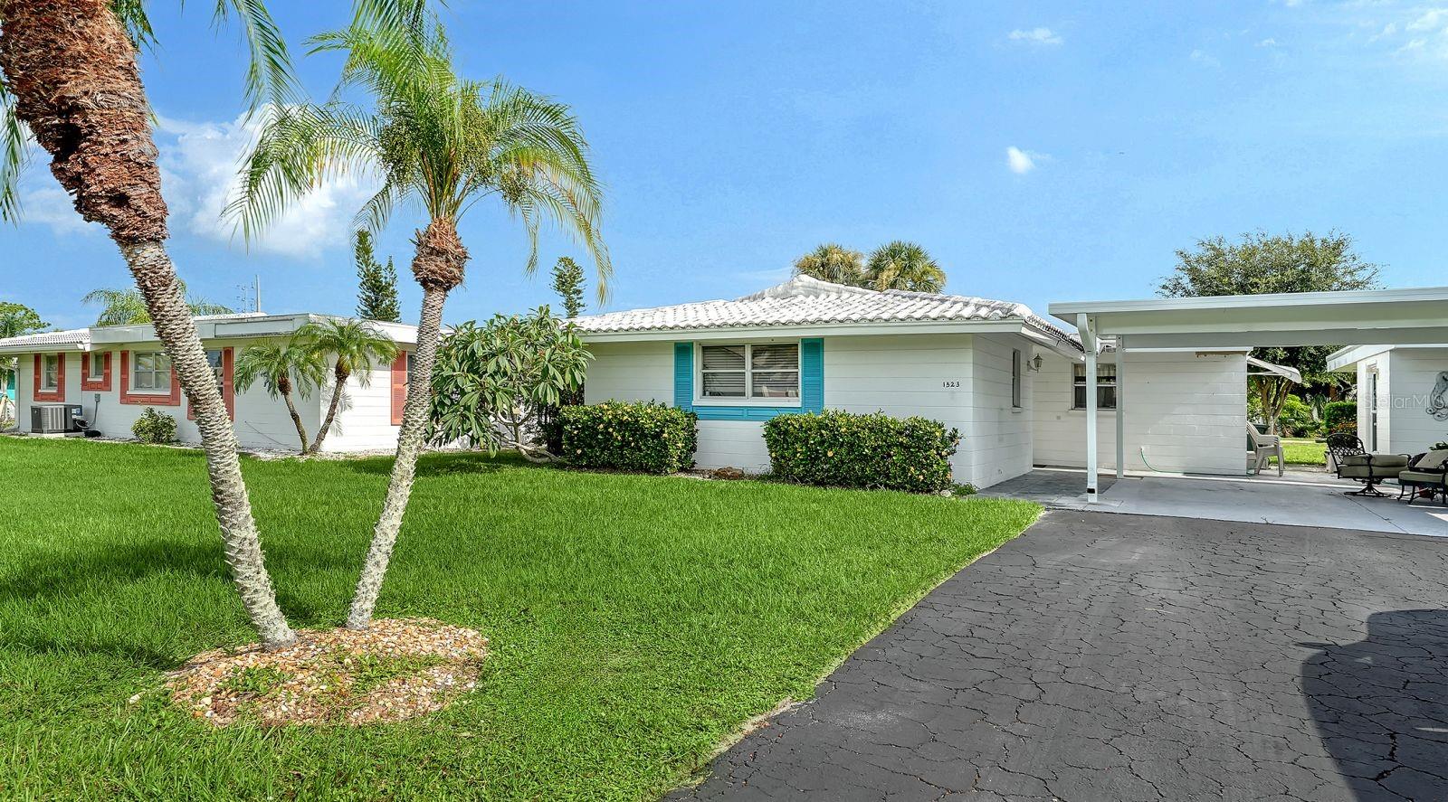 1523 Lakeside Dr #15, Venice, FL 34293 — photo 5 of 44