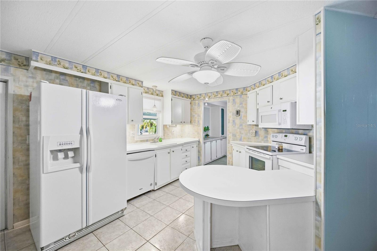 16 N Granada Plz, Englewood, FL 34223 — photo 13 of 39