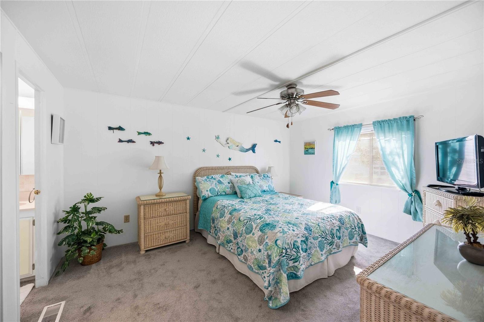 16 N Granada Plz, Englewood, FL 34223 — photo 21 of 39