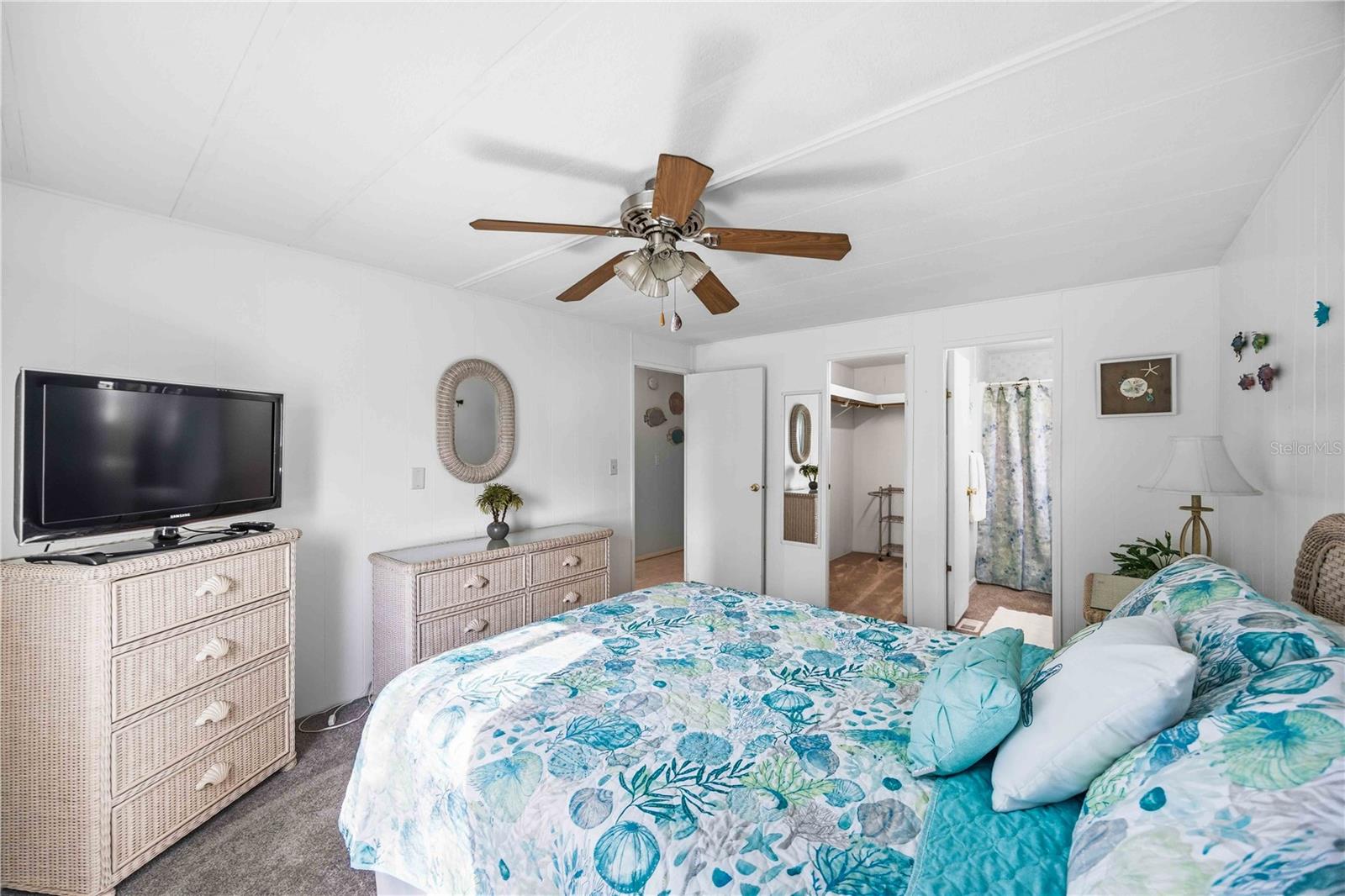 16 N Granada Plz, Englewood, FL 34223 — photo 23 of 39