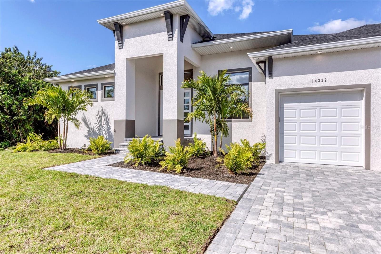 10209 Cocoa Beach St, Port Charlotte, FL 33981 — photo 3 of 52