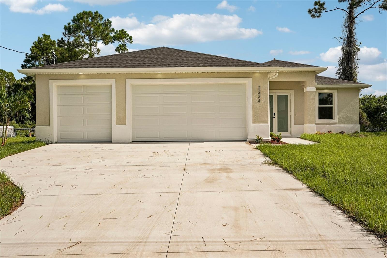 2234 Jameson Ave, North Port, FL 34286 — photo 4 of 38