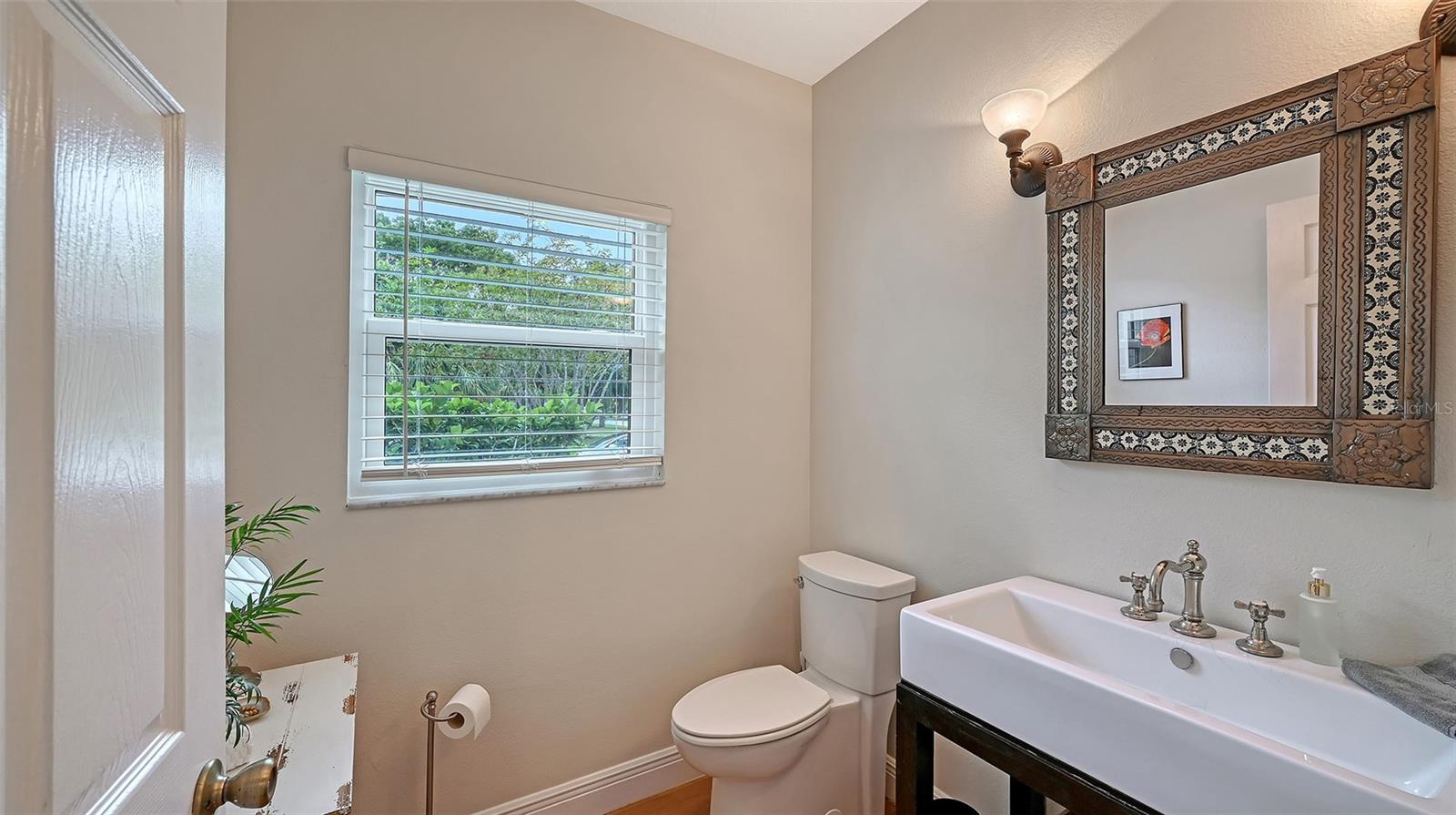 1685 6th St, Sarasota, FL 34236 — photo 30 of 60