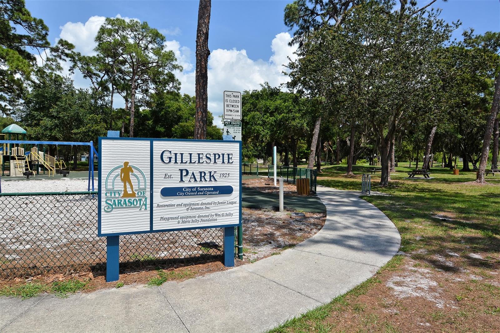 Gillespie Park — neighborhood park entrance