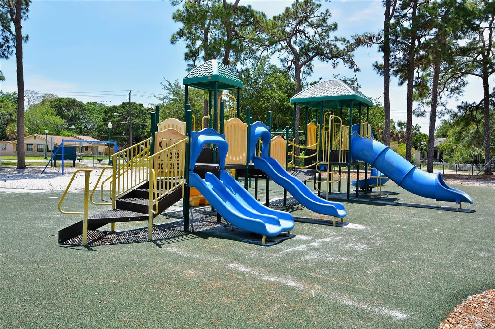 Gillespie Park — playground and recreation area