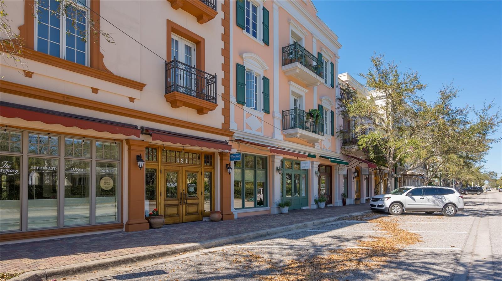 Boutique Shops & Pedestrian-Friendly Rosemary District