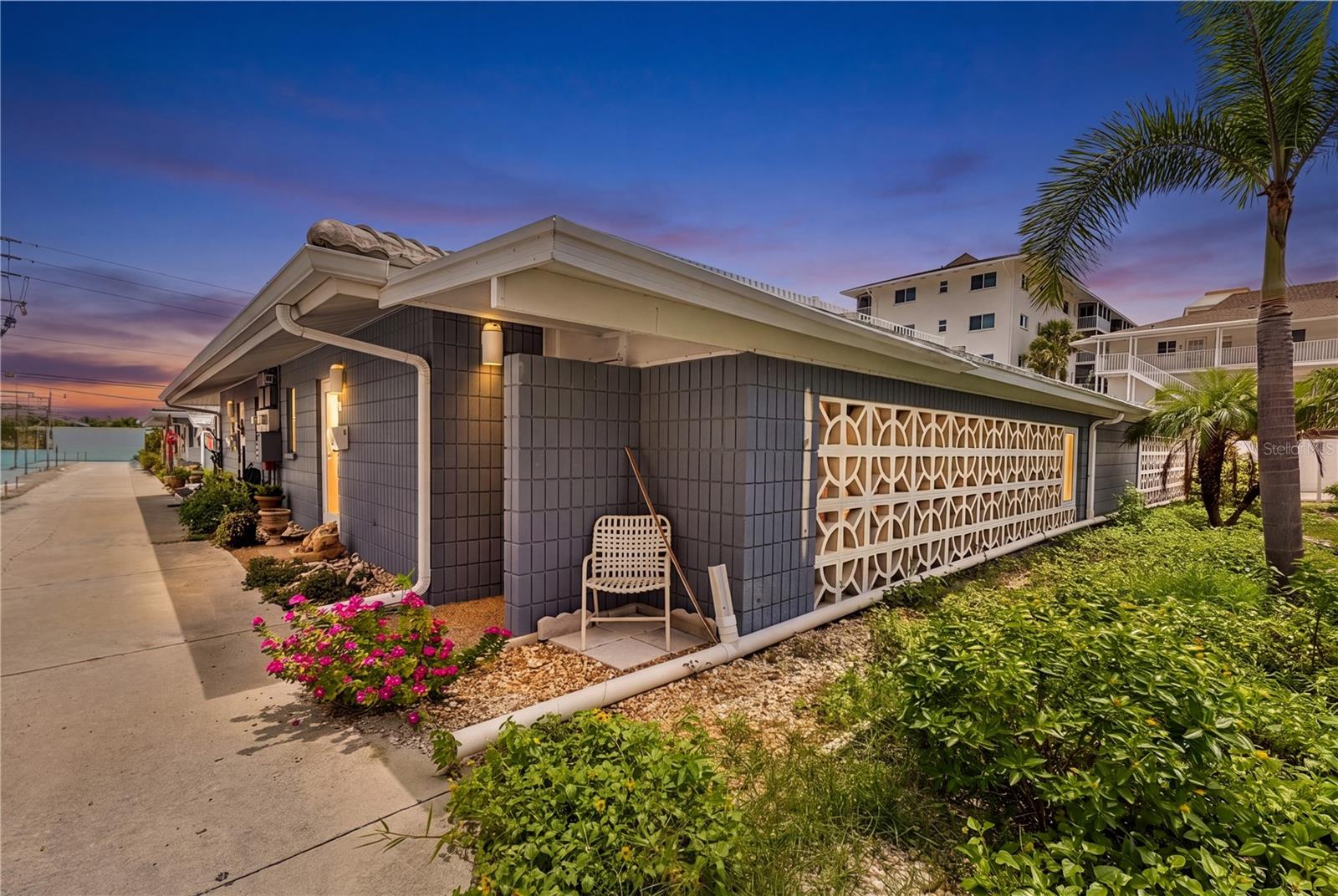1205 Tarpon Center Dr #B4, Venice, FL 34285 — photo 5 of 28