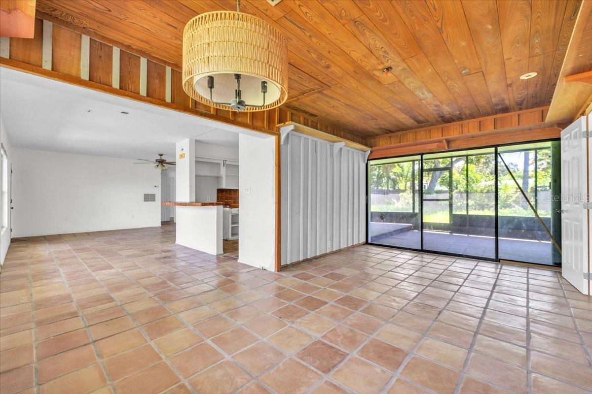 807 Lucille Ave, Nokomis, FL 34275 — photo 14 of 45