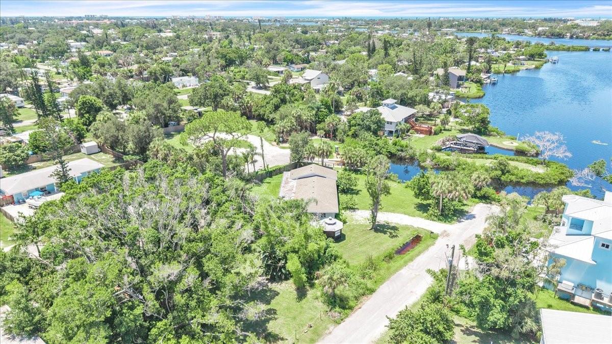807 Lucille Ave, Nokomis, FL 34275 — photo 34 of 45