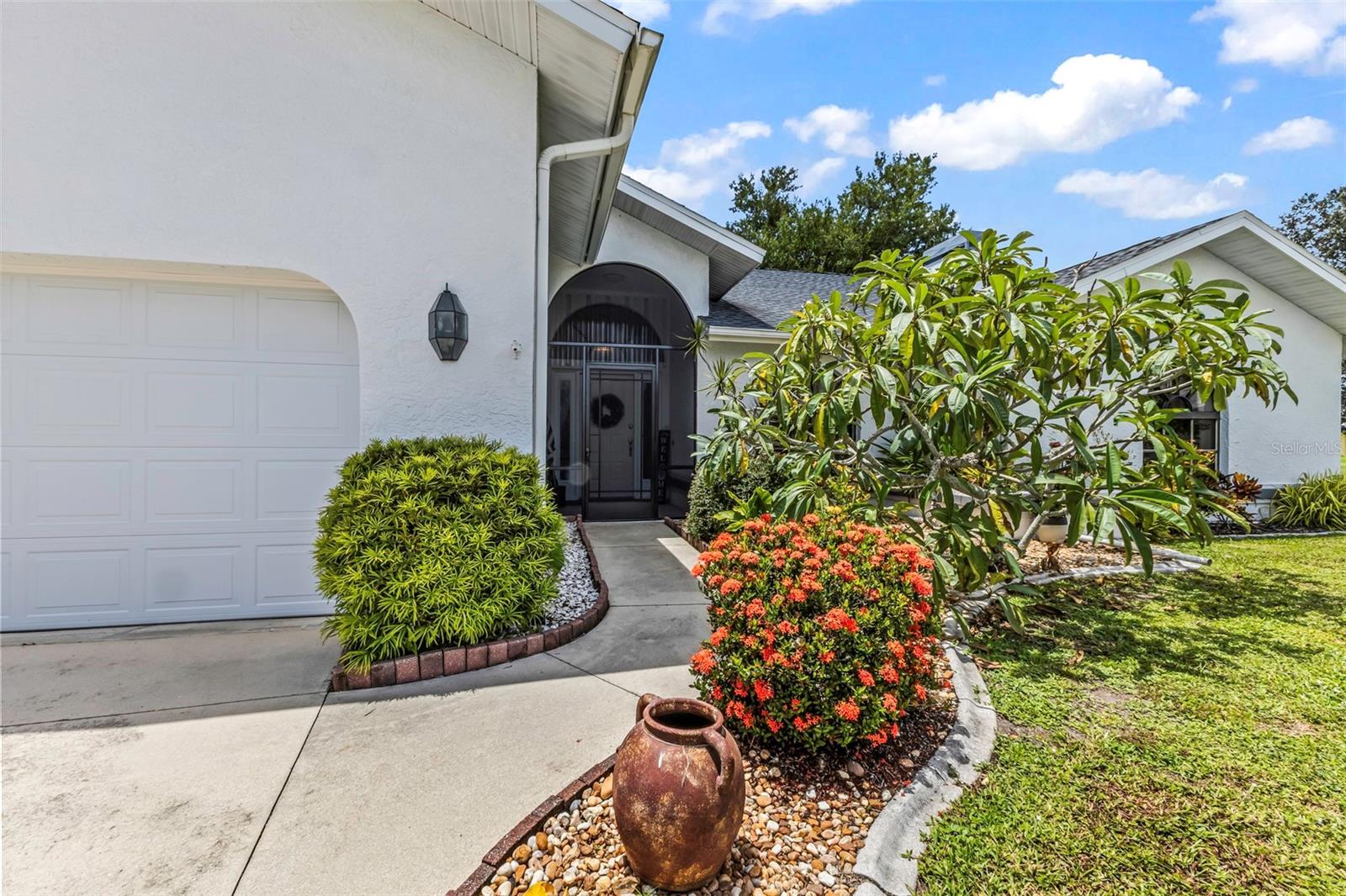 239 Valdiva St, Punta Gorda, FL 33983 — photo 2 of 28