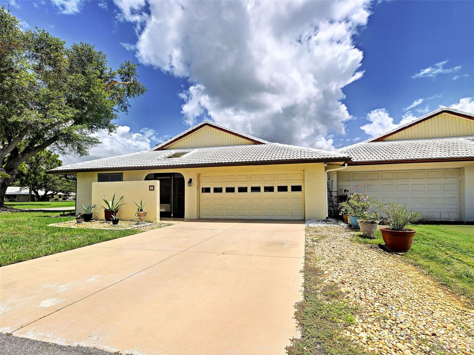 20 Idle Sands Dr, Venice, FL 34293 — photo 2 of 45