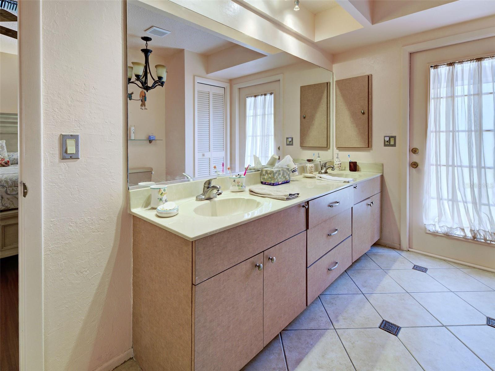 20 Idle Sands Dr, Venice, FL 34293 — photo 33 of 45
