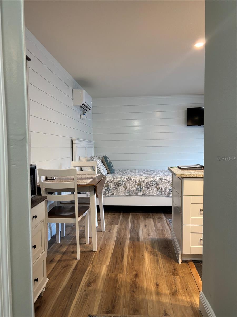 170 Roosevelt Dr #17, Sarasota, FL 34236 — photo 5 of 18
