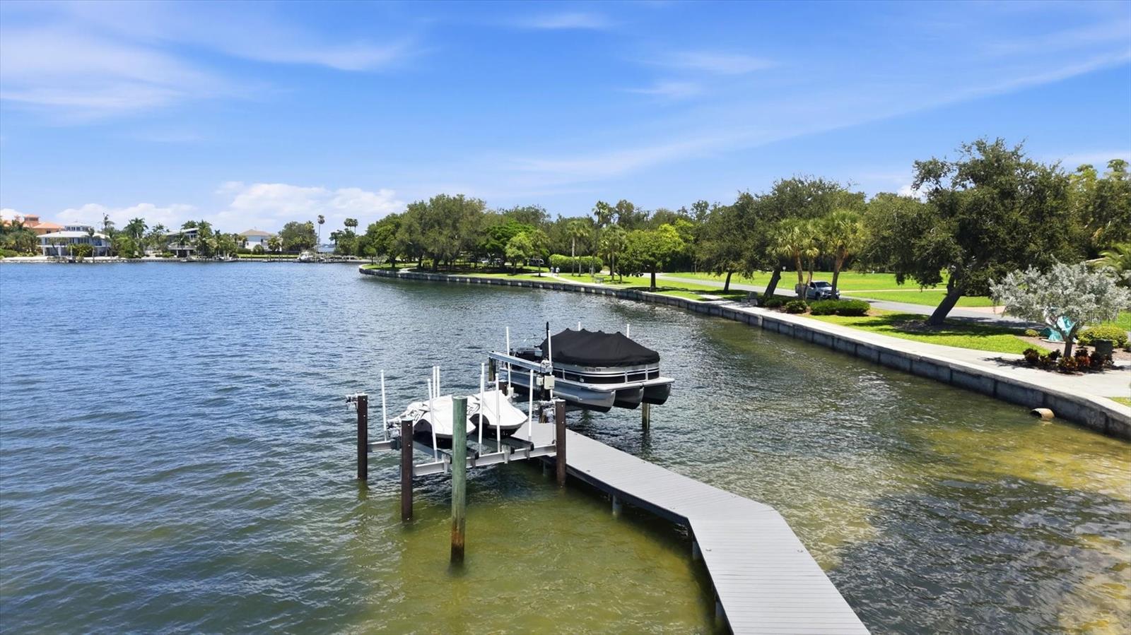Dock