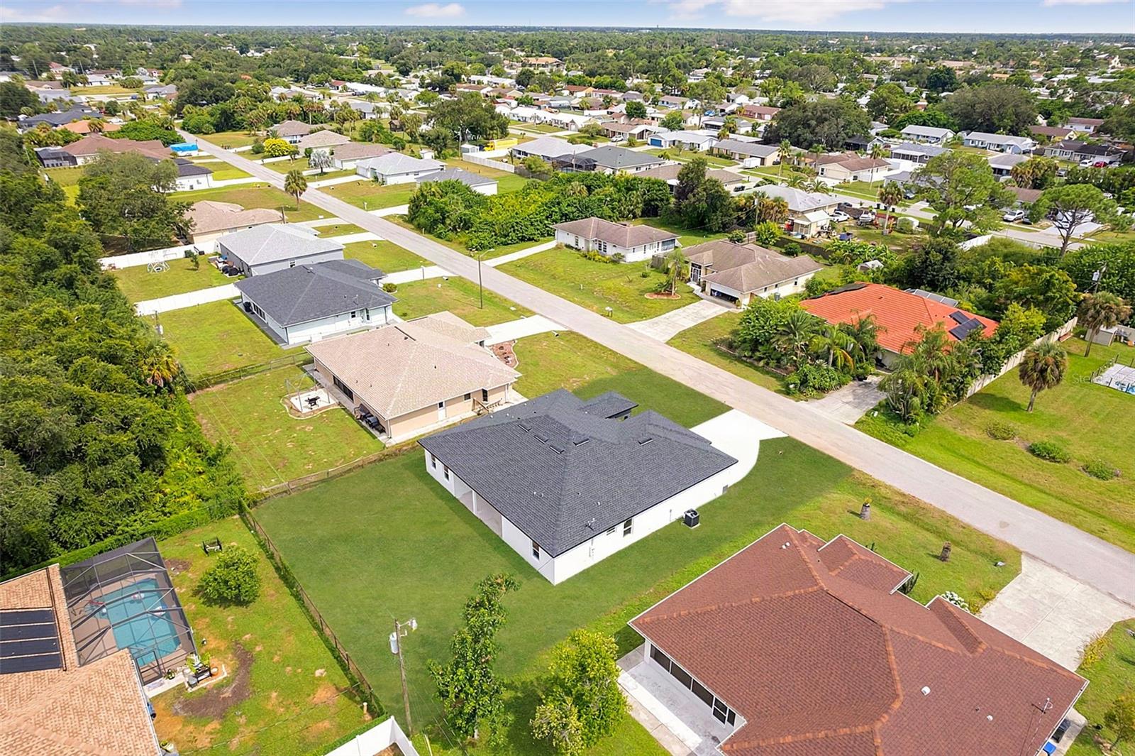 8274 Mossborger Ave, North Port, FL 34287 — photo 5 of 45