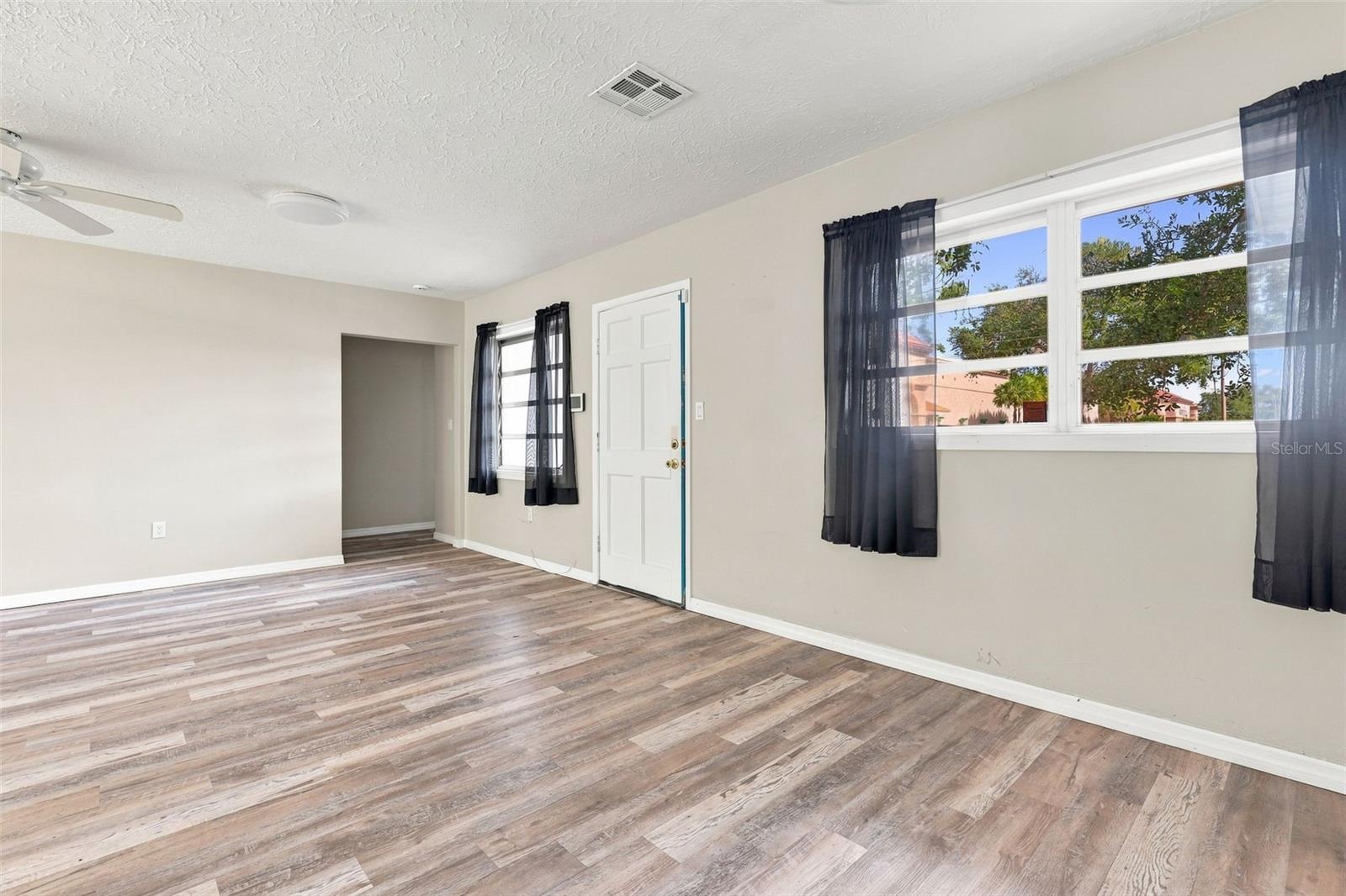 1840 Glengary St, Sarasota, FL 34231 — photo 14 of 30