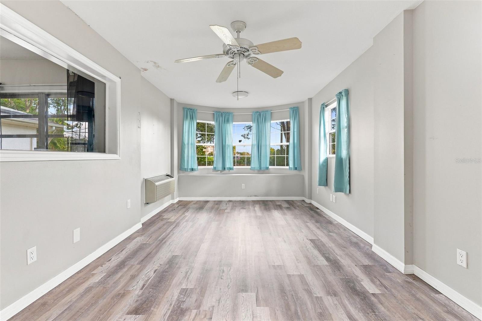 1840 Glengary St, Sarasota, FL 34231 — photo 15 of 30