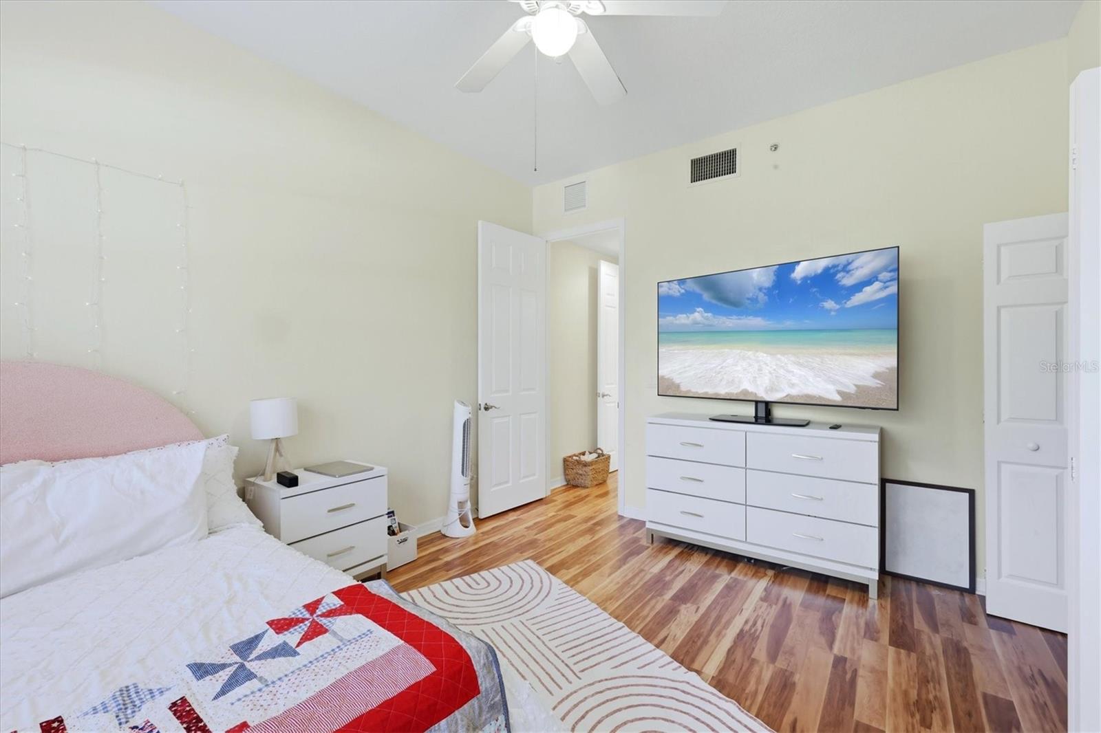 Second Bedroom 10' ceilings