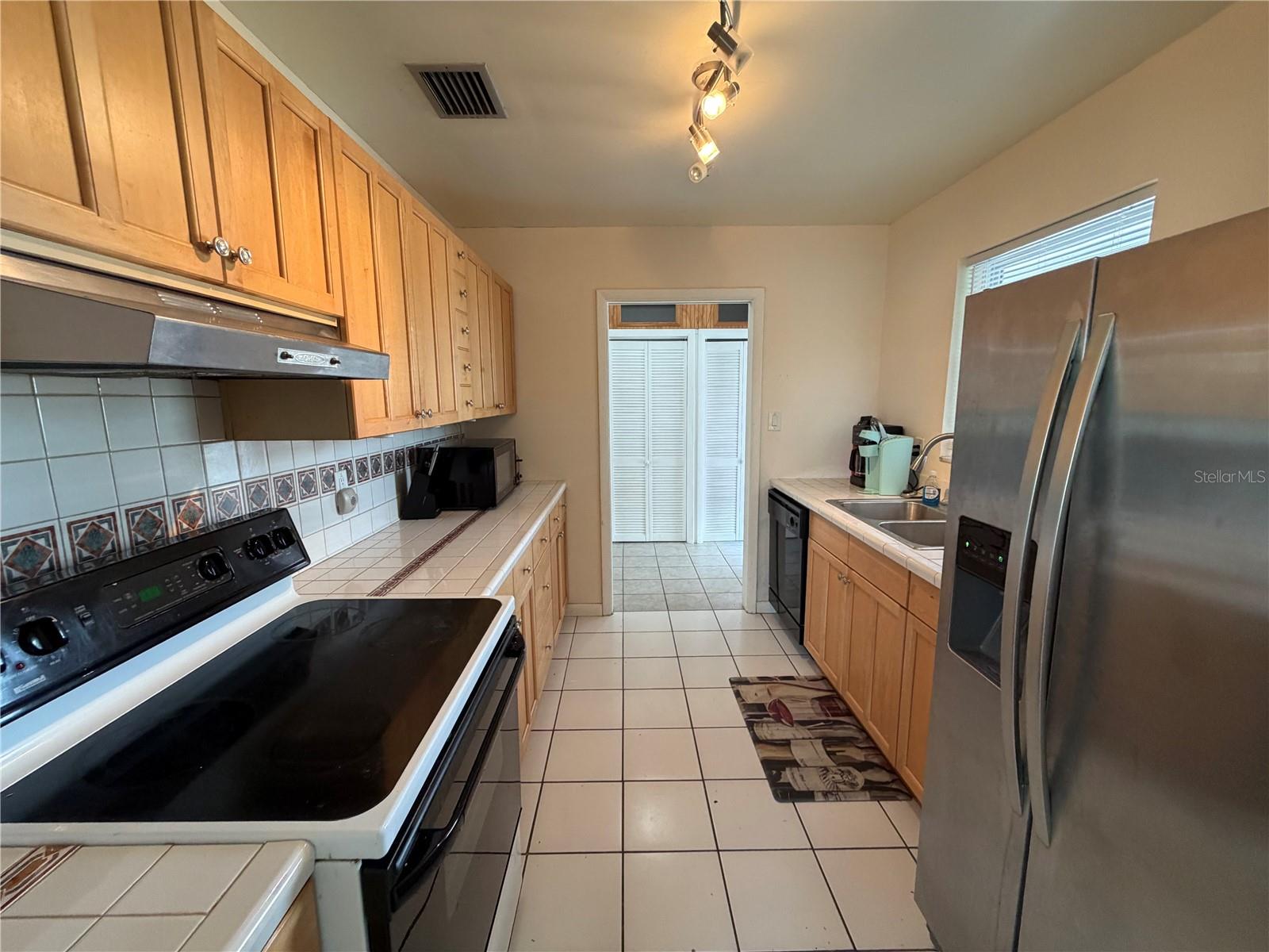 2201 Aaron St, Port Charlotte, FL 33952 — photo 11 of 26