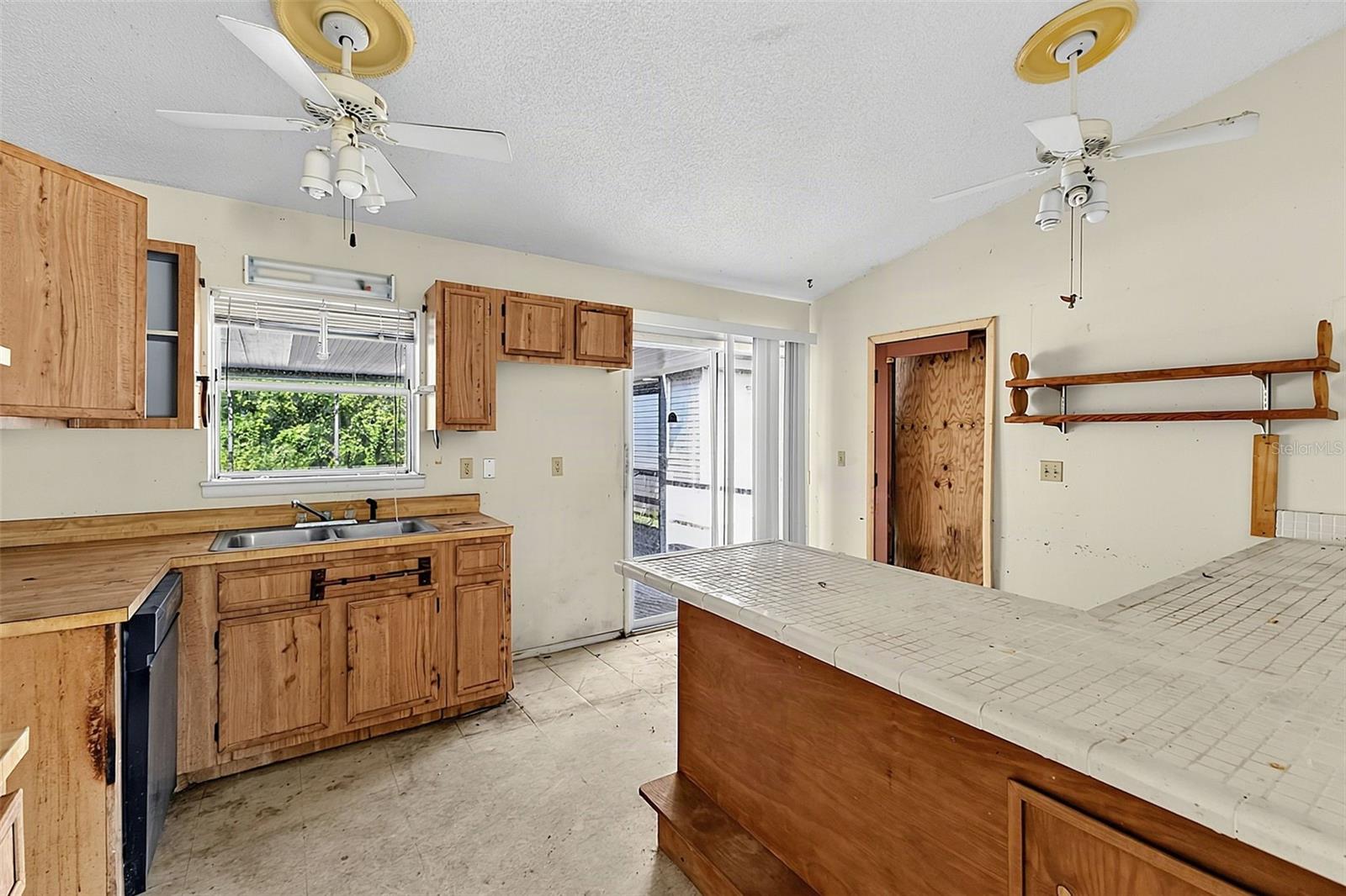 327 Harbor Blvd, Port Charlotte, FL 33954 — photo 16 of 34