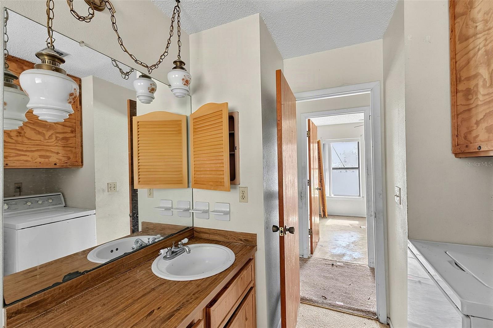 327 Harbor Blvd, Port Charlotte, FL 33954 — photo 22 of 34