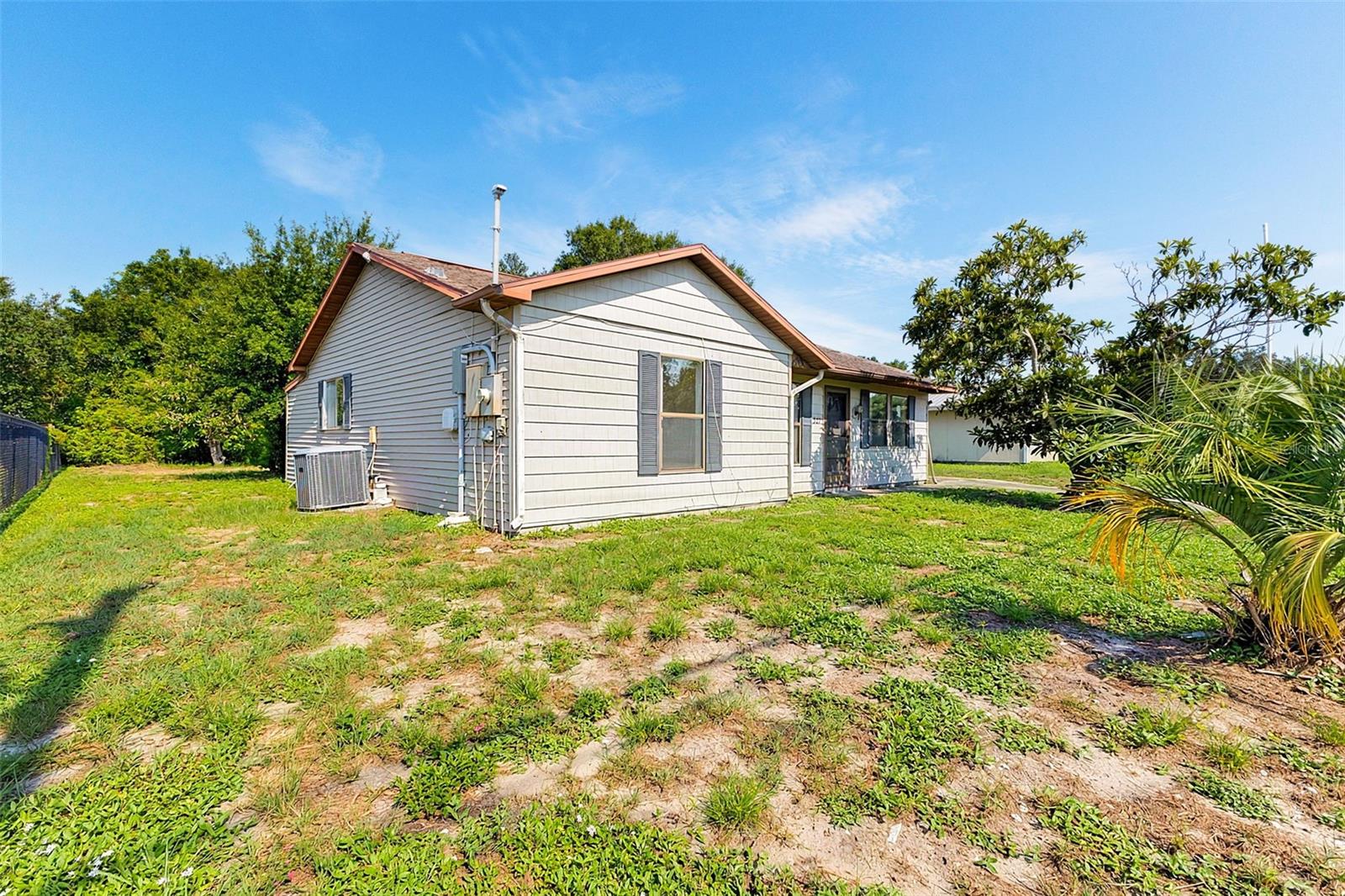 327 Harbor Blvd, Port Charlotte, FL 33954 — photo 8 of 34