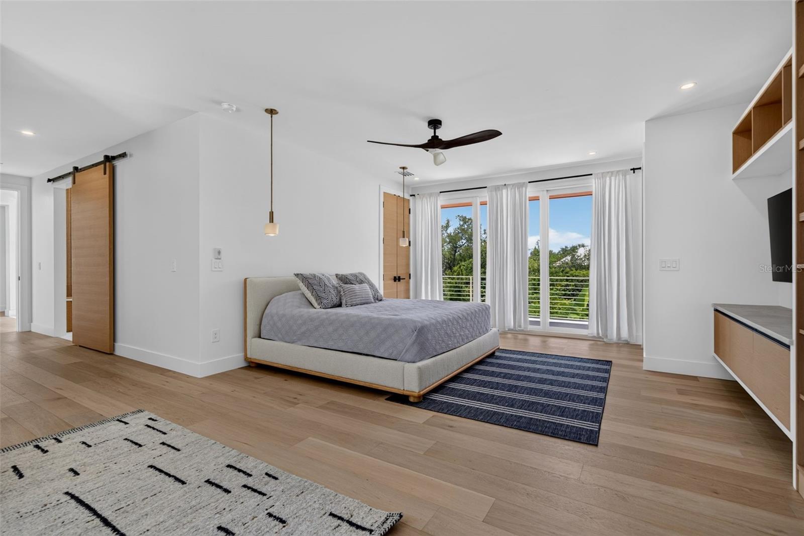 1355 Roberts Bay Ln, Sarasota, FL 34242 — photo 28 of 100