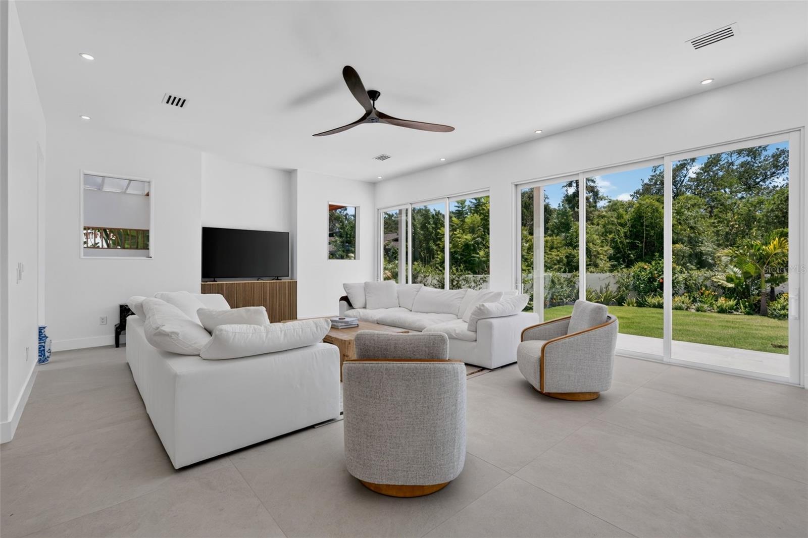 1355 Roberts Bay Ln, Sarasota, FL 34242 — photo 46 of 100