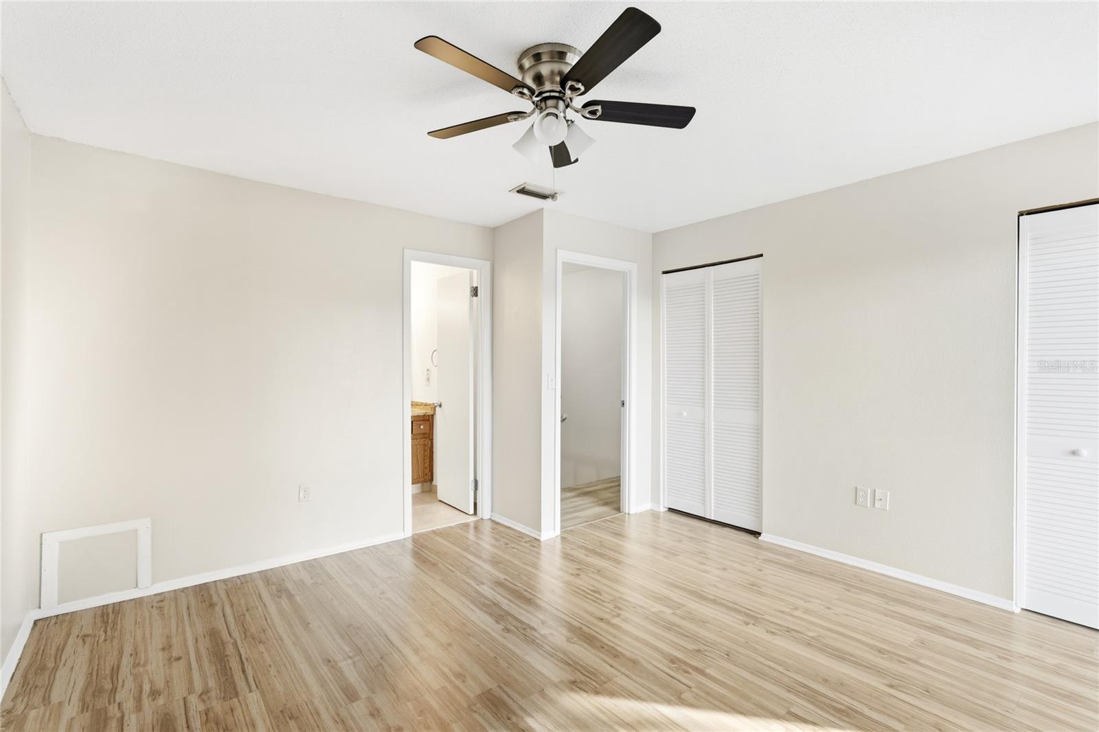 3365 Ramblewood Dr N #35C8, Sarasota, FL 34237 — photo 20 of 41