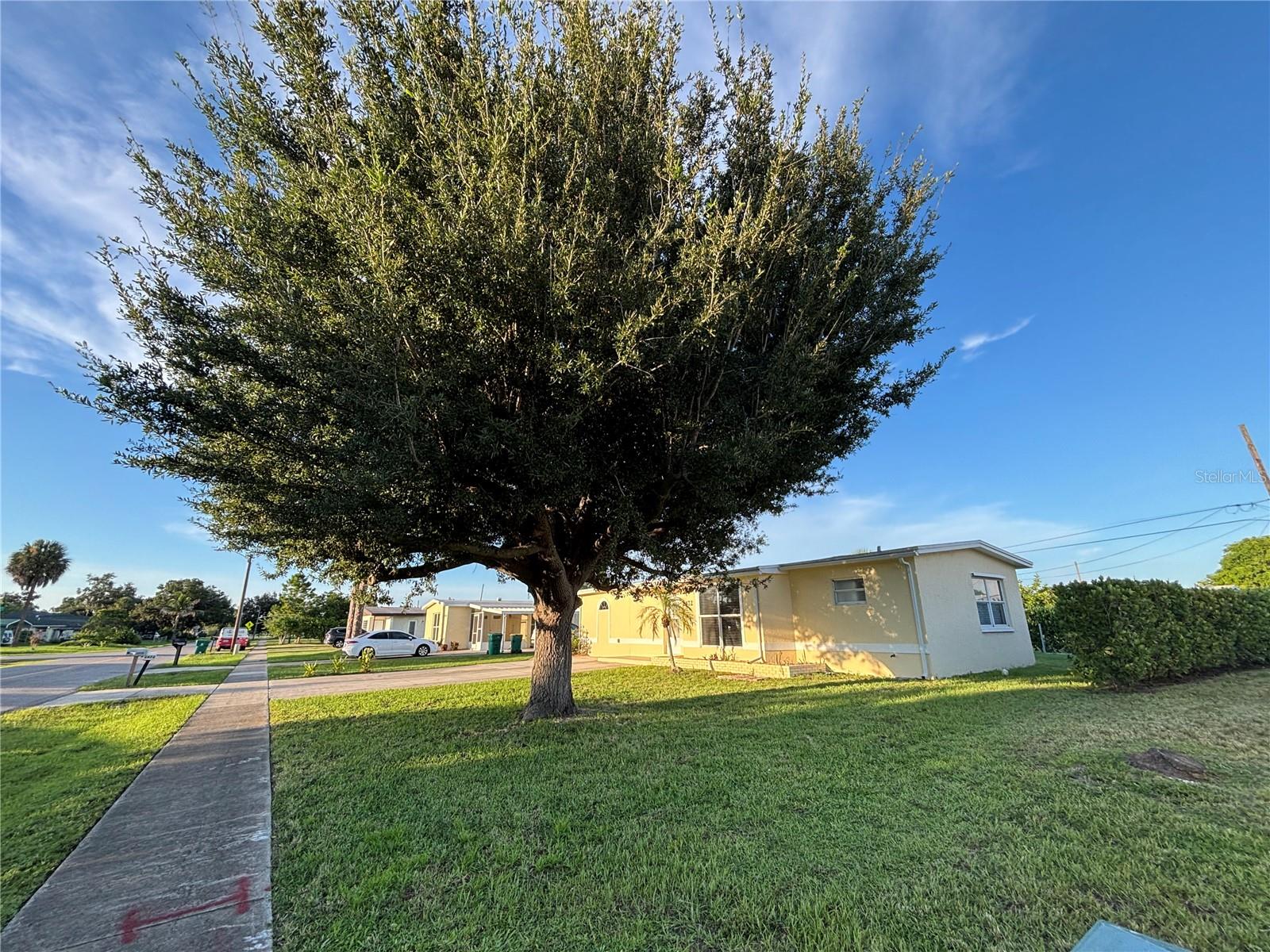 2472 Picnic St, Port Charlotte, FL 33952 — photo 3 of 29