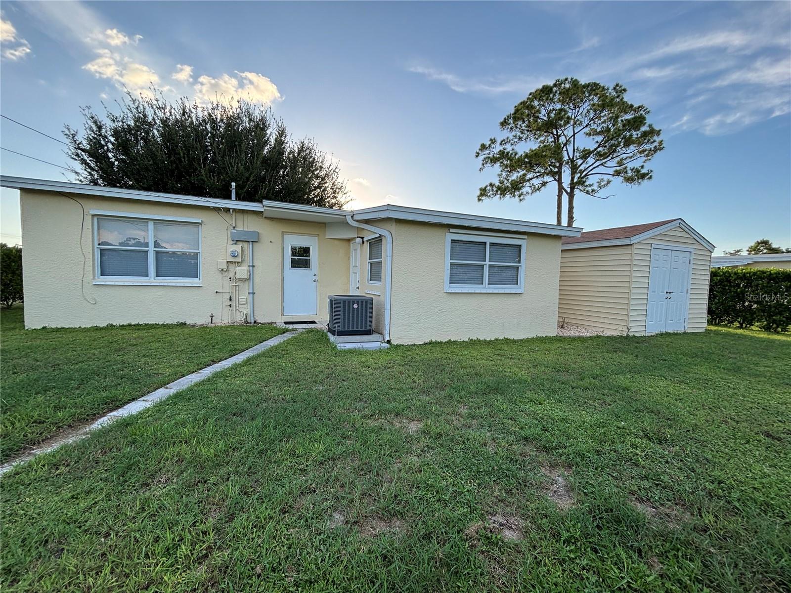 2472 Picnic St, Port Charlotte, FL 33952 — photo 7 of 29