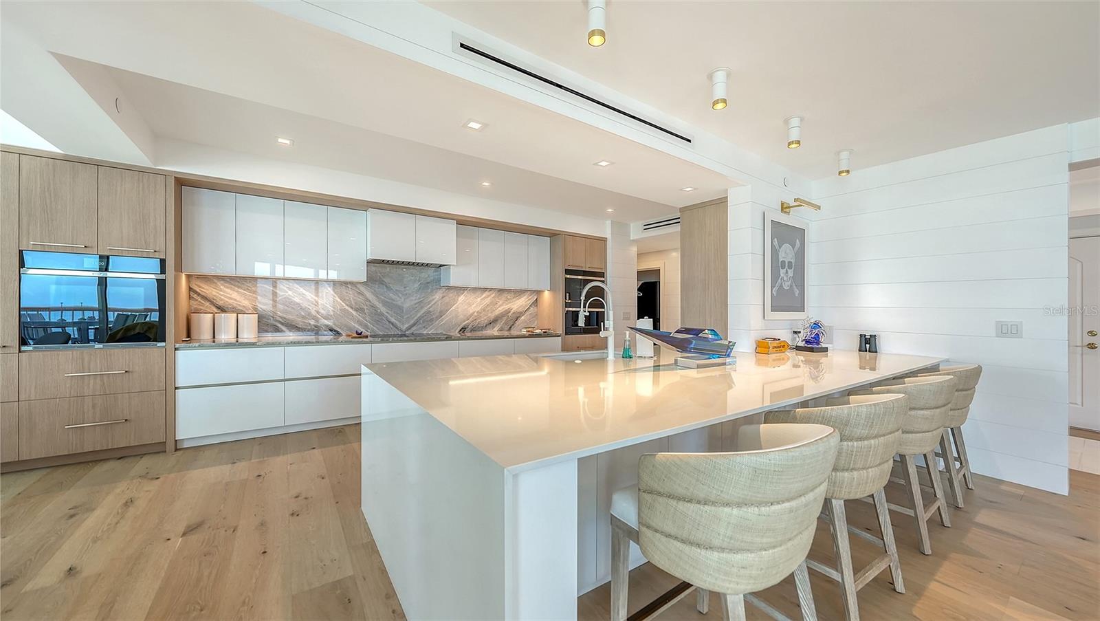 455 Longboat Club Rd #905, Longboat Key, FL 34228 — photo 24 of 75