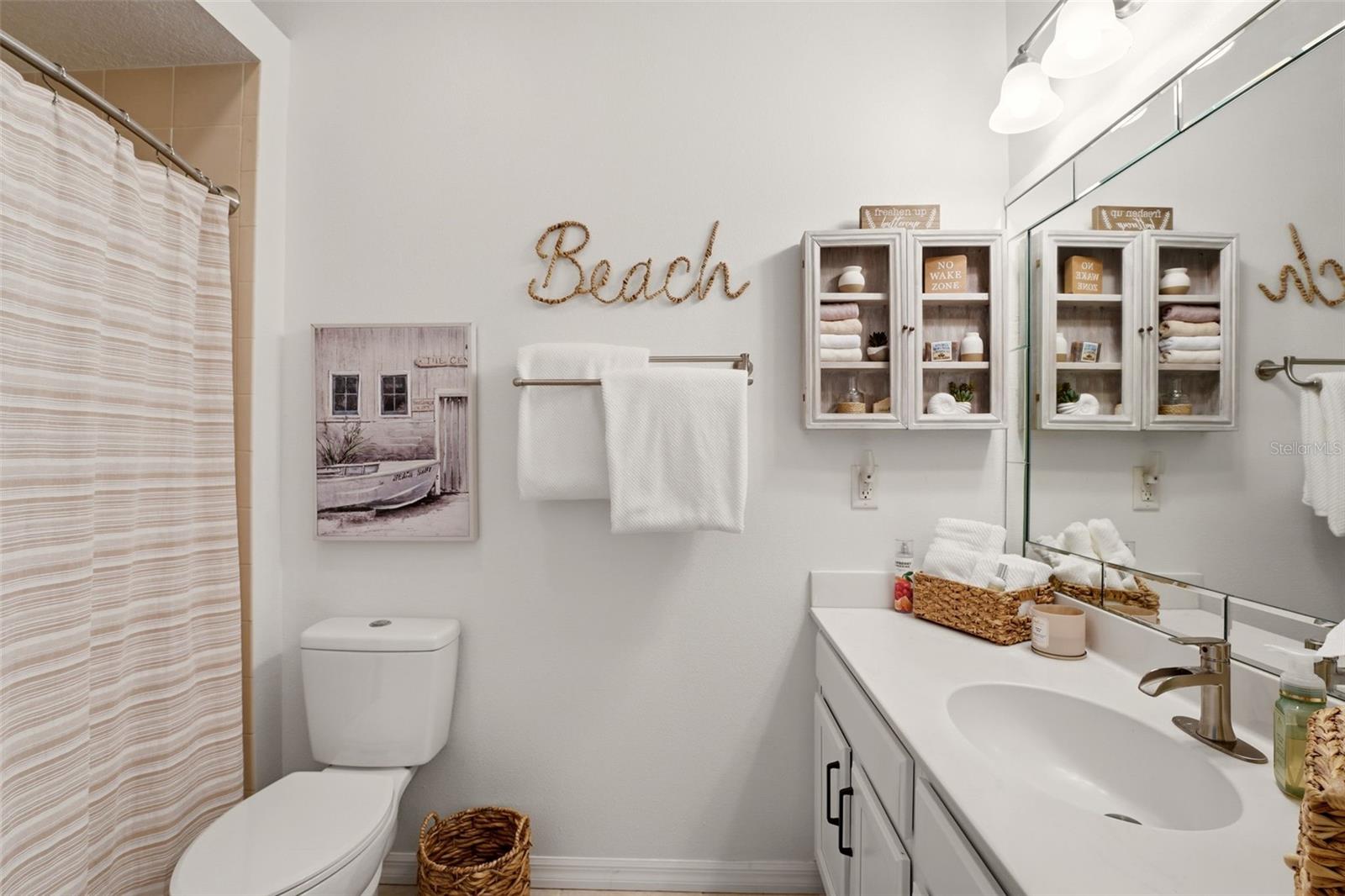 2nd Bathroom