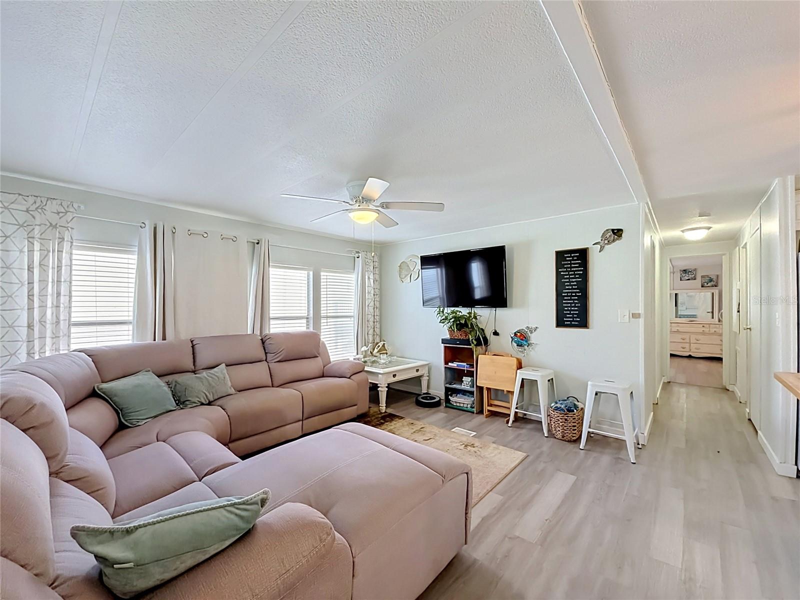 8207 Archie St, Englewood, FL 34224 — photo 4 of 42
