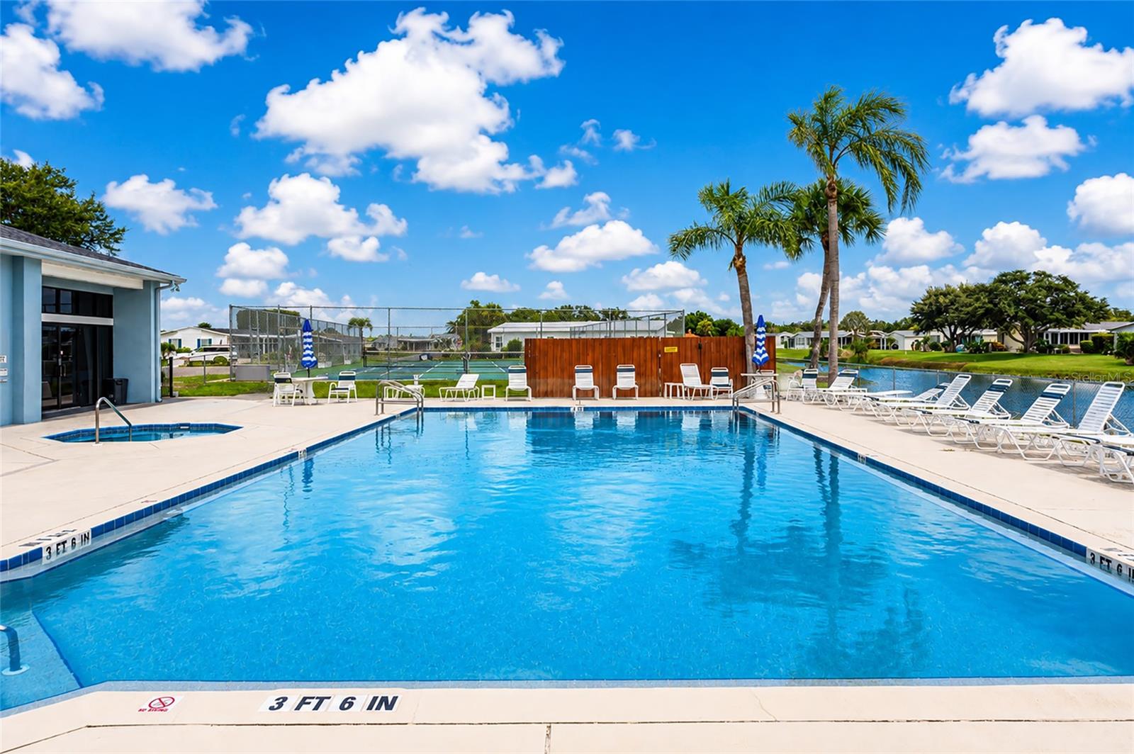 Ahhhh, the swimming pool