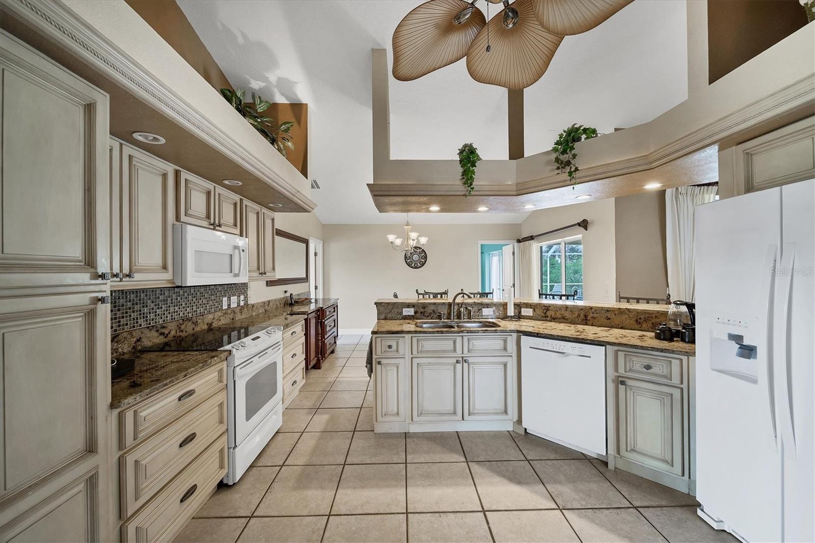 36 Pine Valley Ct, Rotonda West, FL 33947 — photo 10 of 42