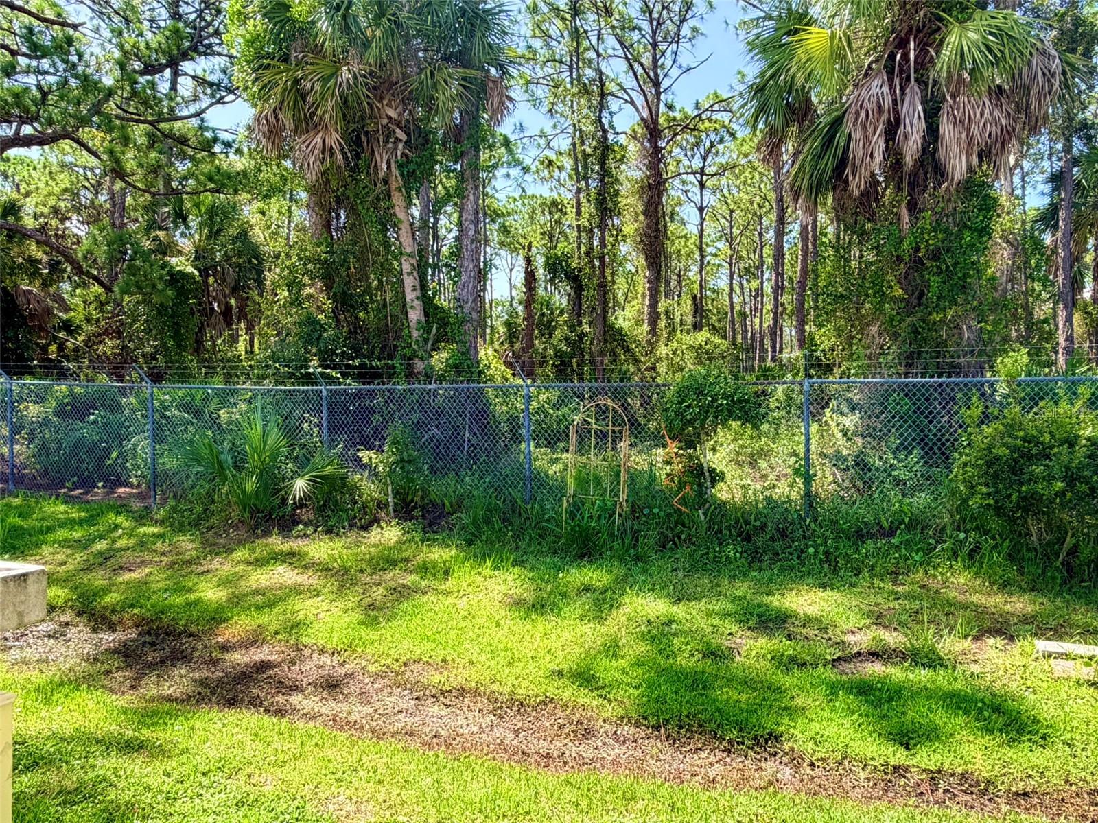 2248 Ca D Oro Dr, Sarasota, FL 34238 — photo 18 of 27