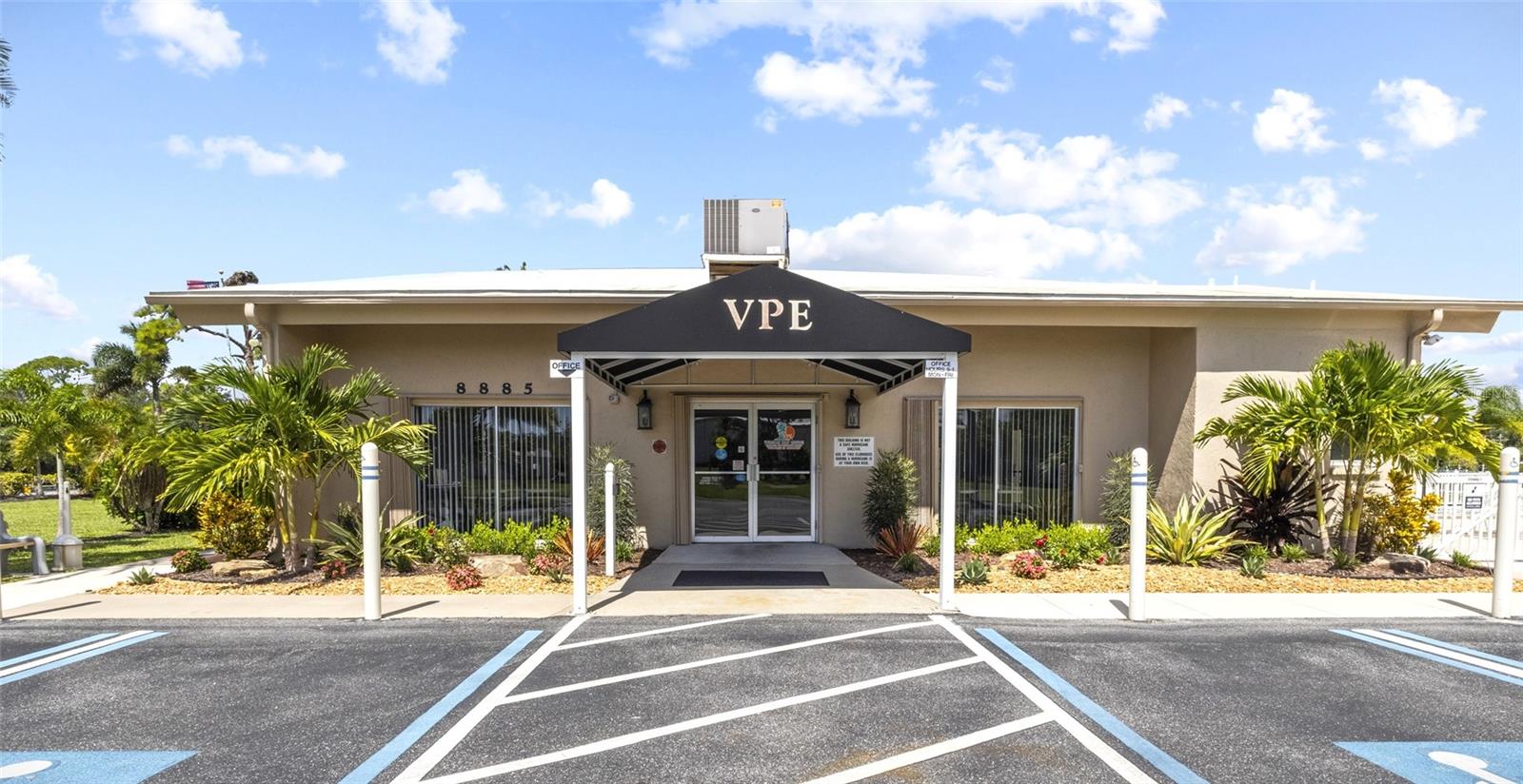 2248 Ca D Oro Dr, Sarasota, FL 34238 — photo 23 of 27