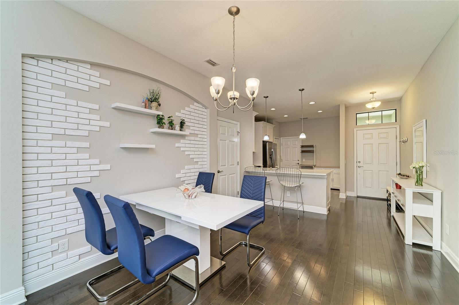 4991 Oarsman Ct, Sarasota, FL 34243 — photo 14 of 48