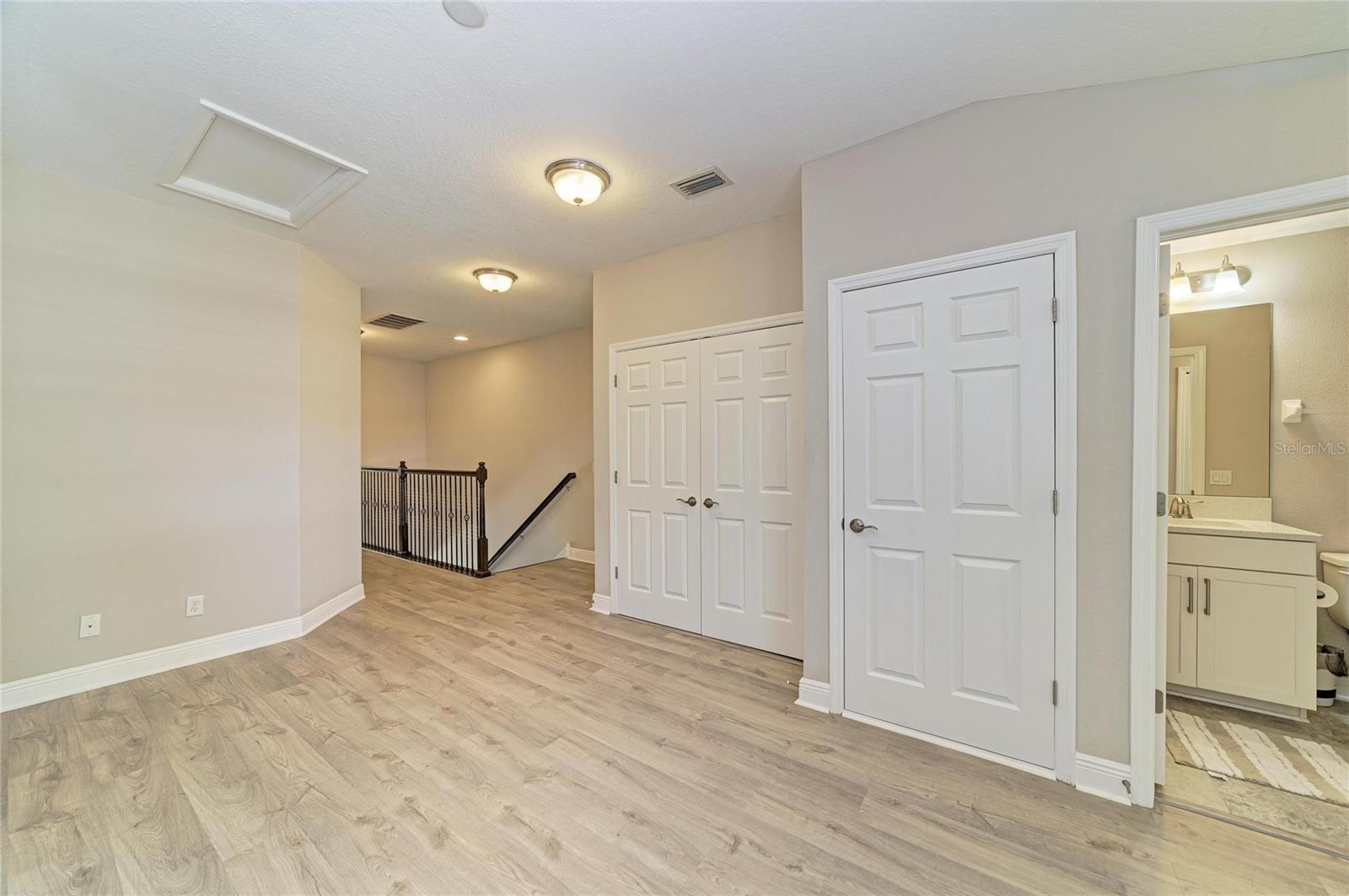 4991 Oarsman Ct, Sarasota, FL 34243 — photo 23 of 48
