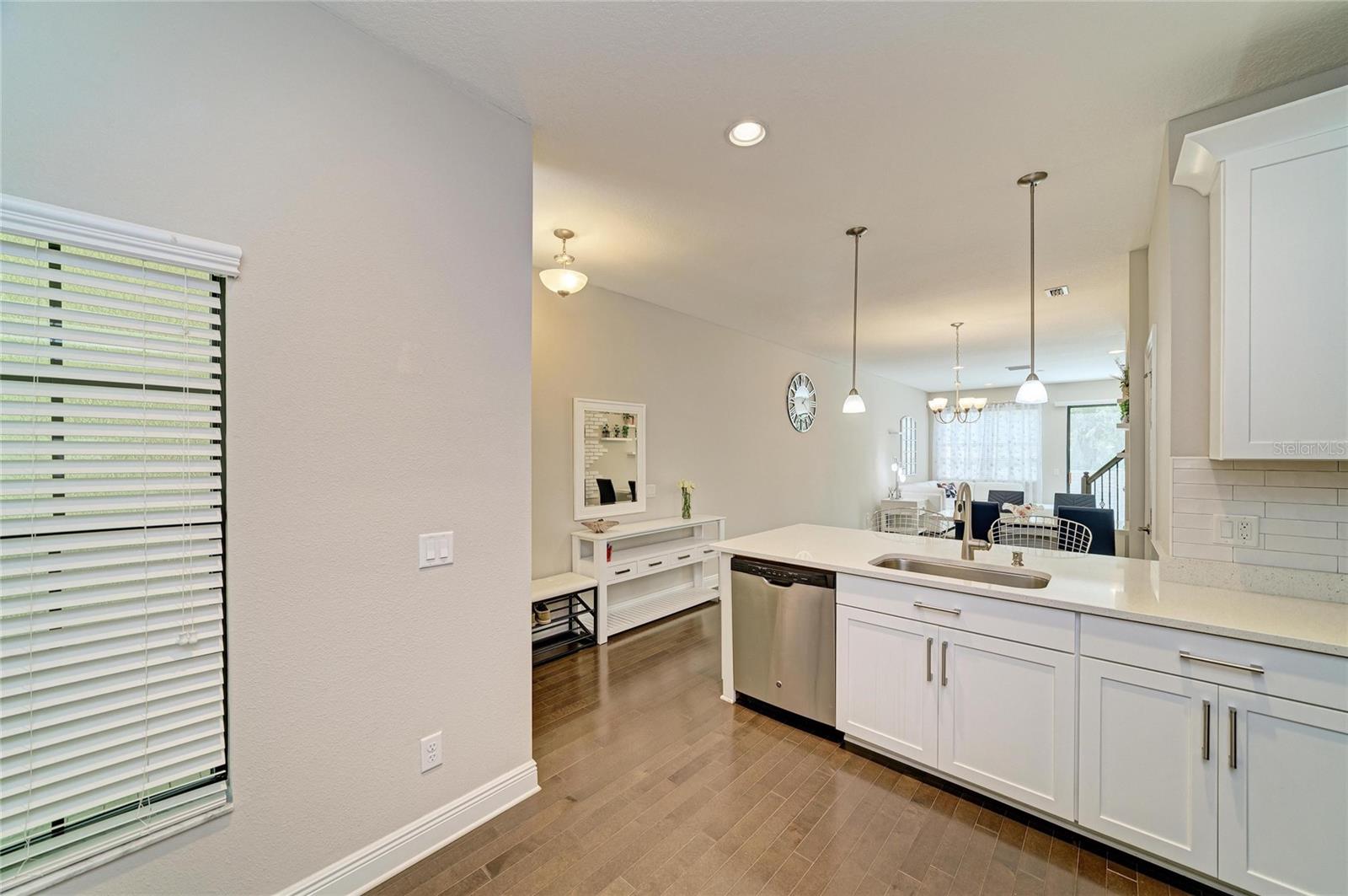 4991 Oarsman Ct, Sarasota, FL 34243 — photo 9 of 48