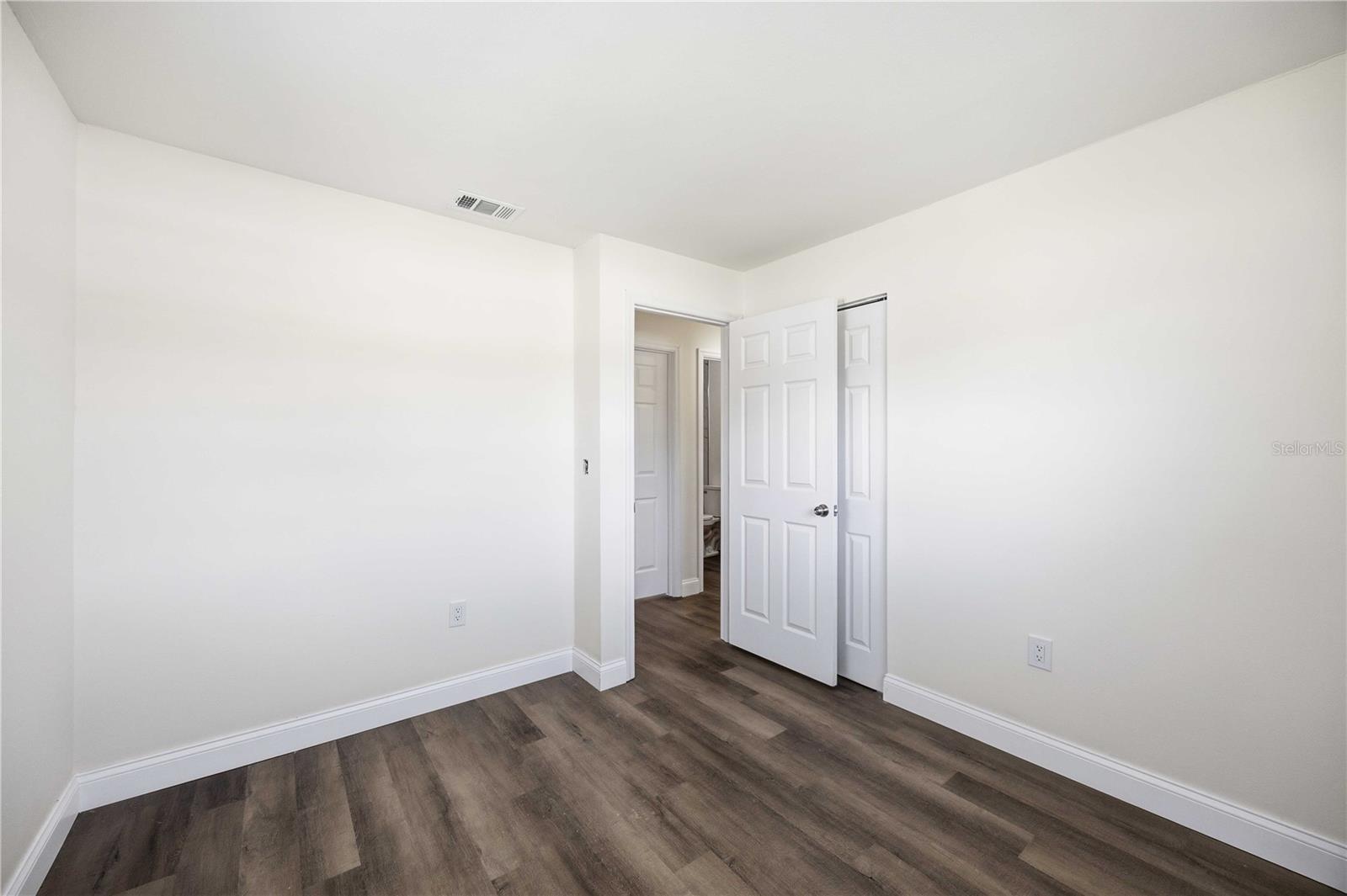 3012 Clay Cir, Sarasota, FL 34234 — photo 15 of 34
